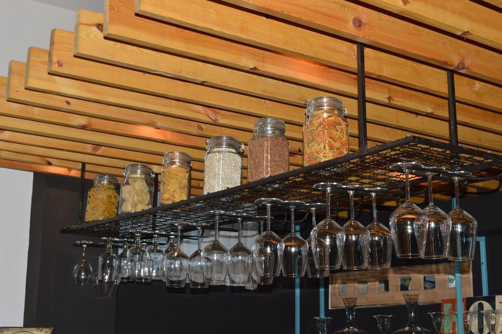 二号舒适酒店 地拉那 外观 照片